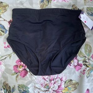 Shapermint/Empetua shape wear